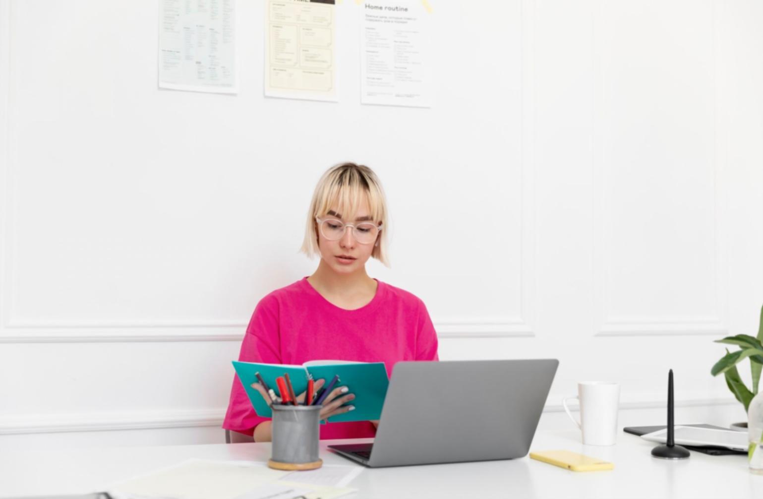 Ambiente de trabalho organizado para planeamento financeiro